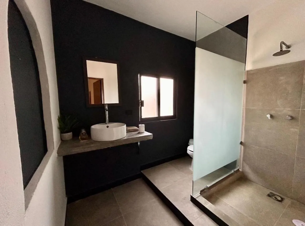 Appartamento Private 3 Floors Building Playa del Carmen Messico